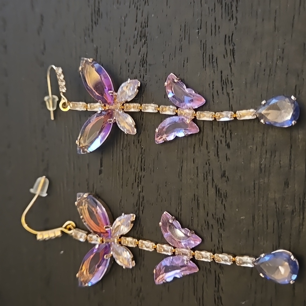 Chic Butterfly Dangle Earrings in Pink and Gold And Light Purple